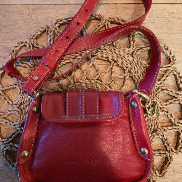 Vintage coccinelle red mini leather suede crossbody bag - Picture 6 of 8